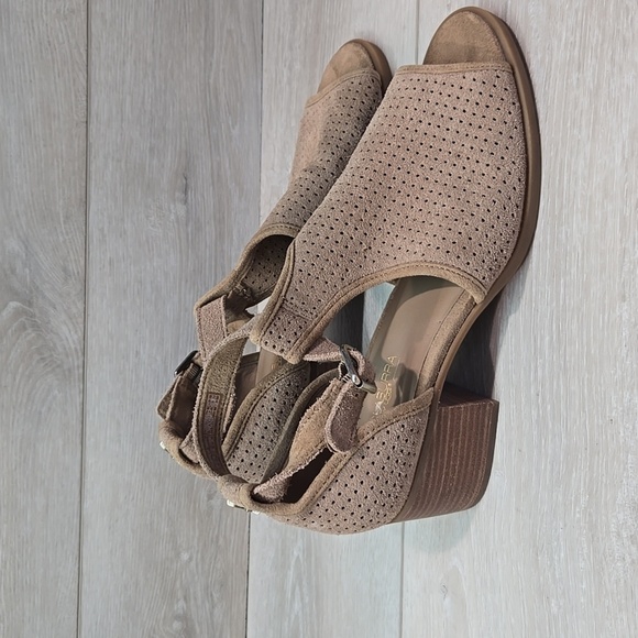 Koolaburra by Ugg Australia Women Ashlyn Leather Open Toe Heels Sandals shoes 9 - Picture 3 of 12